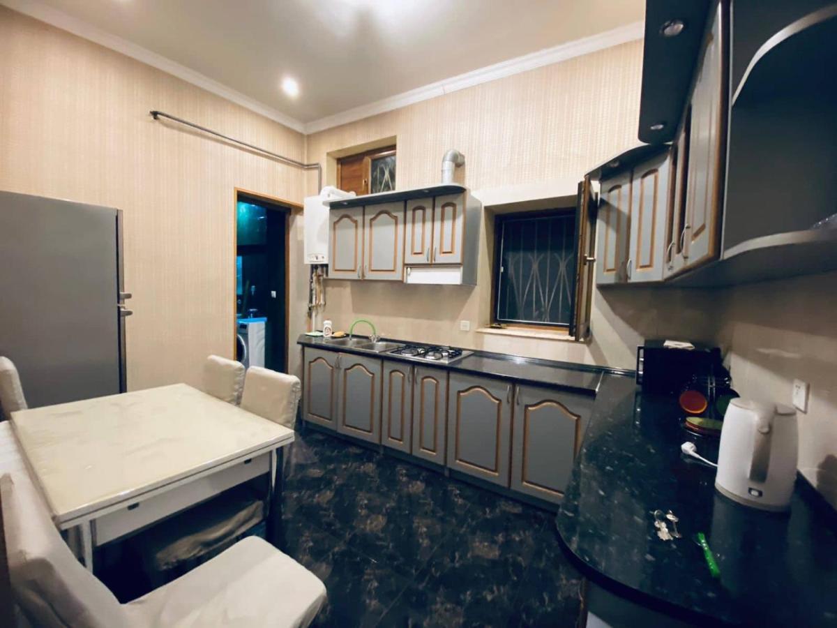 Barnaba Apartment Tiflis Exterior foto