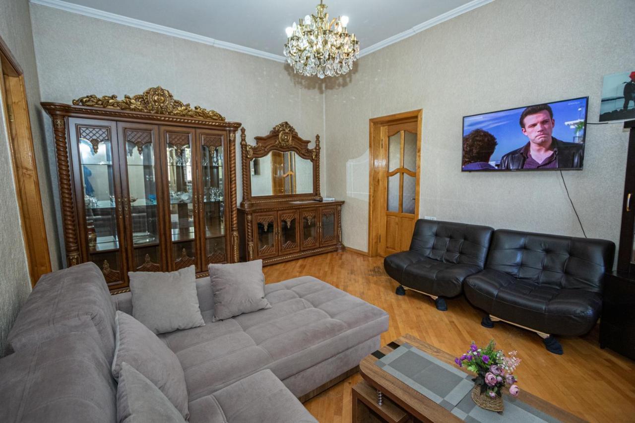 Barnaba Apartment Tiflis Exterior foto
